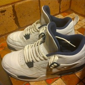 Jordan retro 4s Legends navy blue